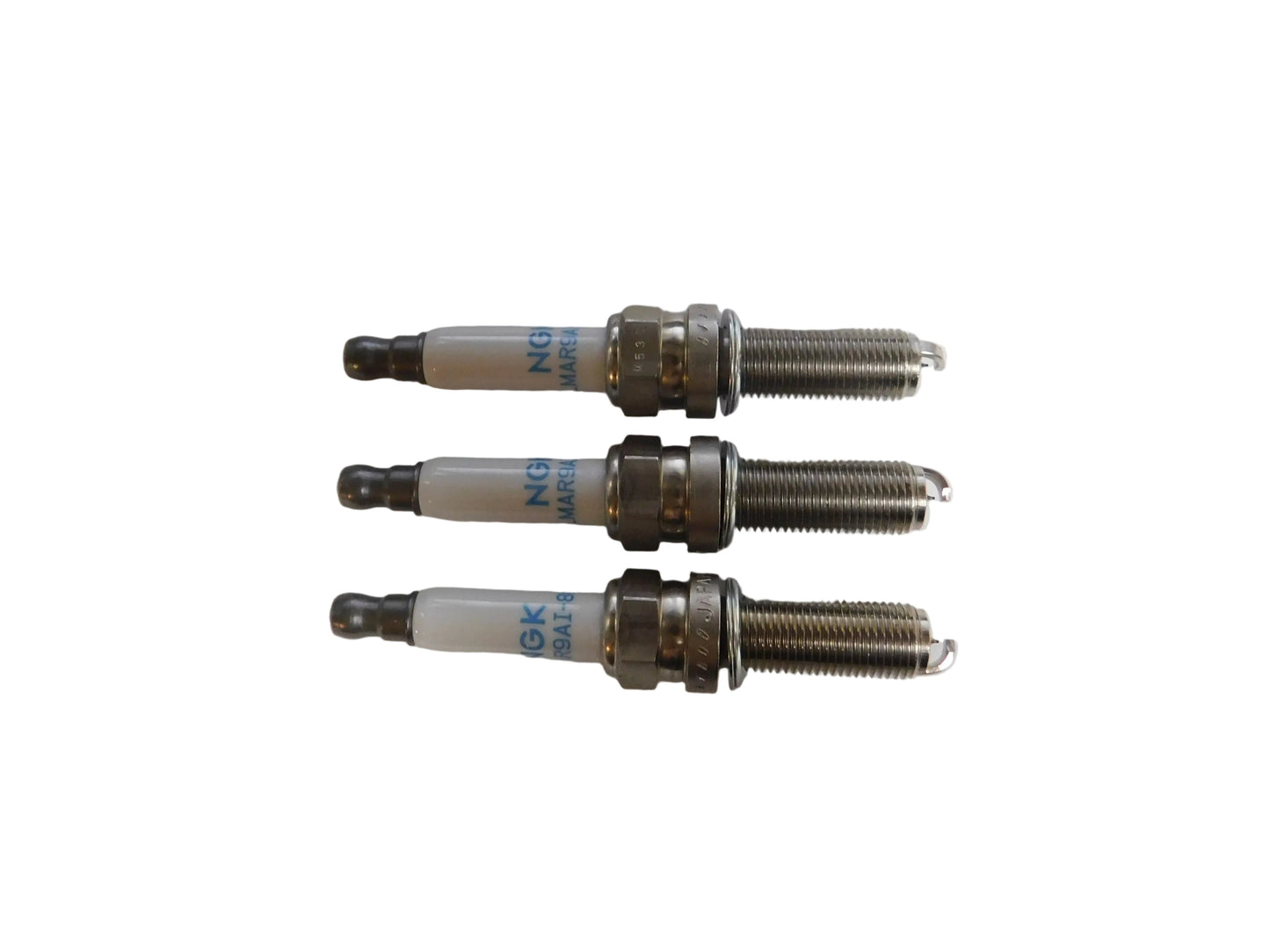 3 Spark Plugs 415130363